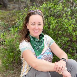 Meet your Posher, Alia